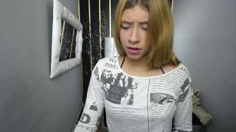 Snapshot of nancy_blonde chatting on June 9, 2026, 12:39 pm nancy blonde online show from June 9, 2026, 12:39 pm