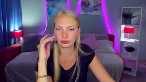 Snapshot of nancysummer chatting on August 7, 2026, 10:17 am NancySummer online show from August 7, 2026, 10:17 am