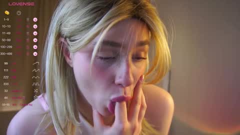 Snapshot of nani_bunny chatting on February 20, 2026, 1:24 am Nani online show from February 20, 2026, 1:24 am