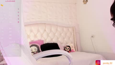 anna online show from February 8, 2025, 5:18 pm