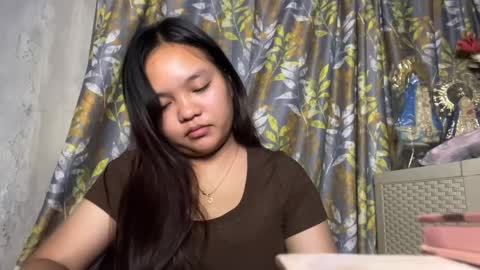 Snapshot of nannettecousey chatting on May 18, 2026, 3:40 pm Sophie online show from May 18, 2026, 3:40 pm