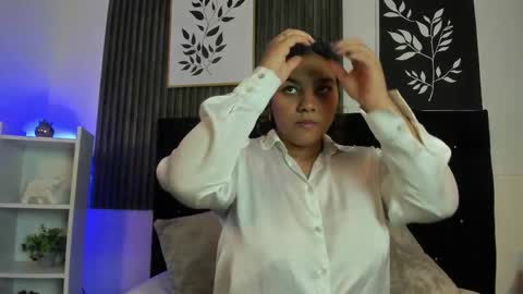 Snapshot of nanny_cute chatting on September 14, 2025, 3:05 am NANY online show from September 14, 2025, 3:05 am