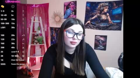 Snapshot of naom_my chatting on December 19, 2024, 3:08 pm Naomy online show from December 19, 2024, 3:08 pm