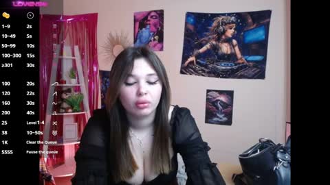 Snapshot of naom_my chatting on December 21, 2024, 2:47 pm Naomy online show from December 21, 2024, 2:47 pm