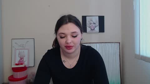 Snapshot of naom_my chatting on January 6, 2025, 12:02 pm Naomy online show from January 6, 2025, 12:02 pm