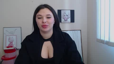 Snapshot of naom_my chatting on January 8, 2025, 11:21 am Naomy online show from January 8, 2025, 11:21 am