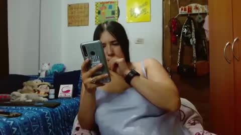 naomi_d online show from February 18, 2025, 10:47 pm