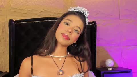 Snapshot of naomi_hill1 chatting on December 4, 2025, 10:07 pm Naomi online show from December 4, 2025, 10:07 pm