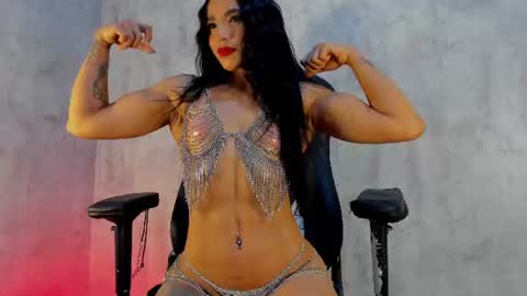 Snapshot of naomibrinks1 chatting on July 18, 2026, 5:00 am Heidy online show from July 18, 2026, 5:00 am