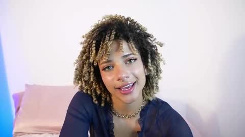 naomidawson online show from May 27, 2026, 1:57 am
