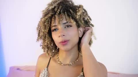 naomidawson online show from May 28, 2026, 11:57 pm