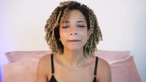 naomidawson online show from June 11, 2026, 3:59 am