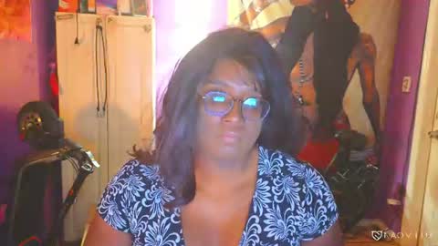 Snapshot of naomifux chatting on June 9, 2026, 1:28 am Naomi online show from June 9, 2026, 1:28 am
