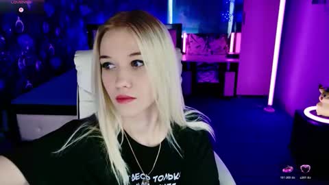 naomihita online show from February 12, 2026, 8:53 am