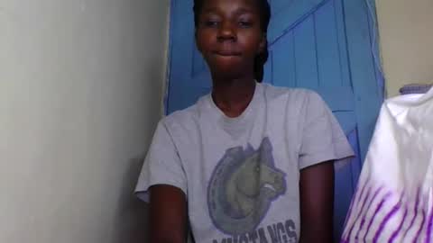 Snapshot of naomilittle905047 chatting on February 16, 2026, 9:05 am naomilittle905047 online show from February 16, 2026, 9:05 am