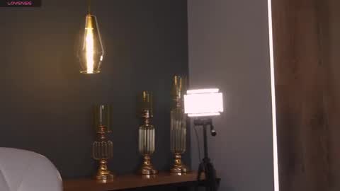 Naomi online show from April 12, 2026, 12:21 pm