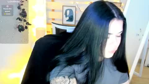 Naomi online show from February 8, 2026, 9:07 pm