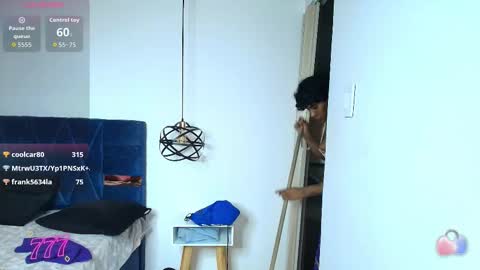 Snapshot of naomy__smith__ chatting on March 22, 2026, 9:34 am N A O M Y online show from March 22, 2026, 9:34 am