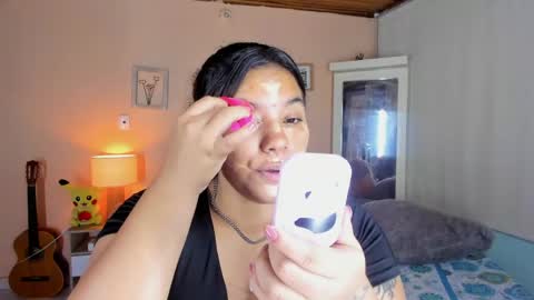 Snapshot of naomy_ruiz_ chatting on May 26, 2026, 11:50 am NAOMY online show from May 26, 2026, 11:50 am