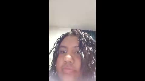 Snapshot of naomyandpablot chatting on May 7, 2026, 5:02 am naomyandpablot online show from May 7, 2026, 5:02 am