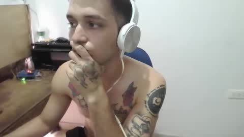 Snapshot of narakuart69 chatting on March 1, 2026, 9:28 pm NarakuArt69 online show from March 1, 2026, 9:28 pm