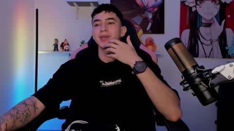 Snapshot of naranjo_seb chatting on December 17, 2024, 5:07 am sebastian online show from December 17, 2024, 5:07 am