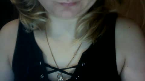 NarcisJill online show from December 20, 2024, 6:08 am