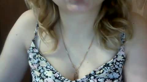 NarcisJill online show from February 3, 2025, 6:24 am