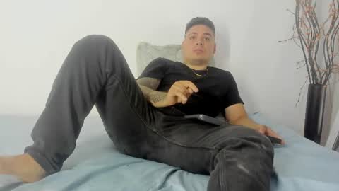 Snapshot of narciso_kh chatting on June 27, 2026, 7:57 am deibyd online show from June 27, 2026, 7:57 am
