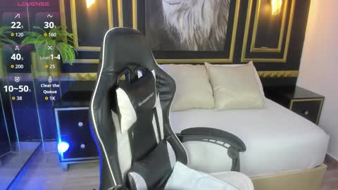 Snapshot of nare_celebi chatting on October 18, 2025, 7:58 pm N A R E online show from October 18, 2025, 7:58 pm