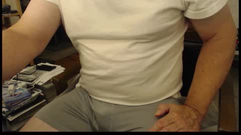 Snapshot of nassauliman chatting on November 17, 2025, 12:38 am nassauliman online show from November 17, 2025, 12:38 am