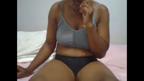 nasty_leenah online show from February 8, 2025, 7:04 am