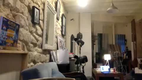 nastyloveparis online show from November 7, 2025, 7:14 pm