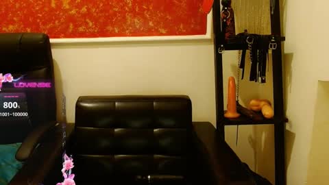 Snapshot of nastymilf34 chatting on December 8, 2024, 3:53 am Miss Pam online show from December 8, 2024, 3:53 am