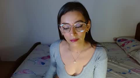 nathalia online show from December 16, 2024, 1:10 am