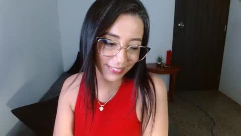 nathalia online show from February 23, 2025, 4:50 am