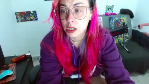 Snapshot of nat_lau chatting on July 22, 2026, 1:08 am Nat online show from July 22, 2026, 1:08 am