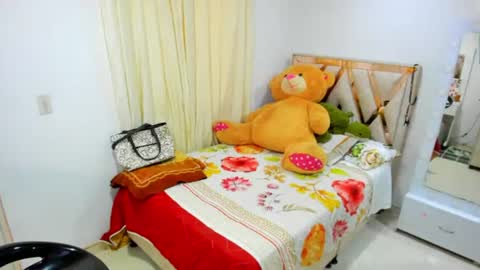 Snapshot of nata_rosse chatting on June 23, 2026, 7:34 pm Natalia online show from June 23, 2026, 7:34 pm