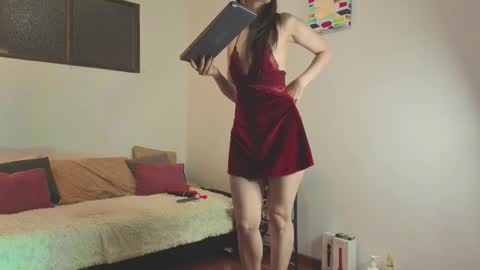 NataKinski online show from February 12, 2026, 7:09 pm