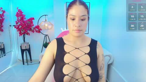 Snapshot of natalia_cartier chatting on June 5, 2026, 6:52 am Natalia. online show from June 5, 2026, 6:52 am