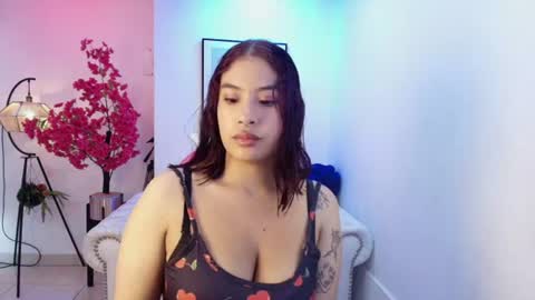 Snapshot of natalia_cartier chatting on June 17, 2026, 3:31 am Natalia. online show from June 17, 2026, 3:31 am