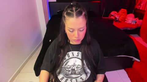 Natalia online show from May 31, 2026, 3:26 am