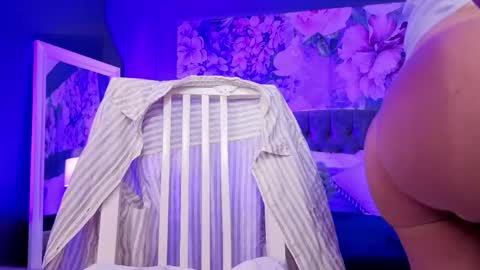 Snapshot of natalie_bitton chatting on April 26, 2026, 5:16 am Natalie online show from April 26, 2026, 5:16 am