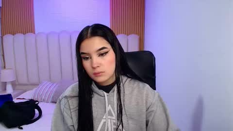 natalie  online show from March 21, 2026, 12:21 pm