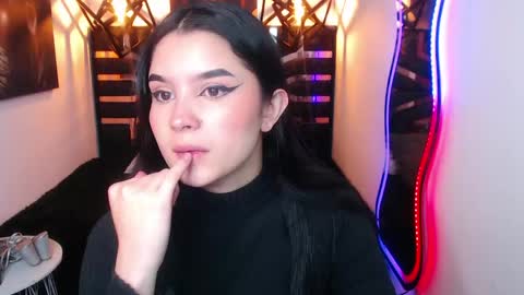 natalie  online show from April 20, 2026, 7:59 pm