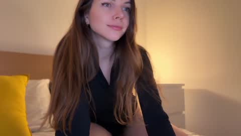 Snapshot of natalie_x chatting on December 8, 2024, 5:33 pm Im coming online show from December 8, 2024, 5:33 pm