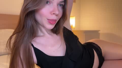 Snapshot of natalie_x chatting on December 17, 2024, 5:58 pm Im coming online show from December 17, 2024, 5:58 pm