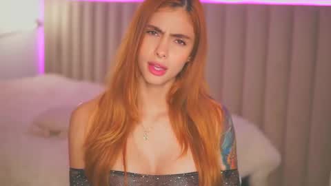 anatalybee online show from December 5, 2024, 11:29 pm