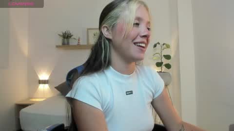Nataly online show from May 14, 2026, 2:18 am