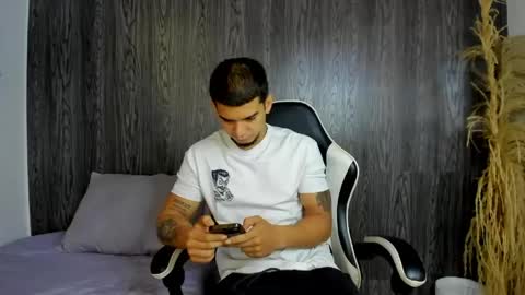 Snapshot of natan_77 chatting on May 17, 2026, 12:12 pm natan_77 online show from May 17, 2026, 12:12 pm